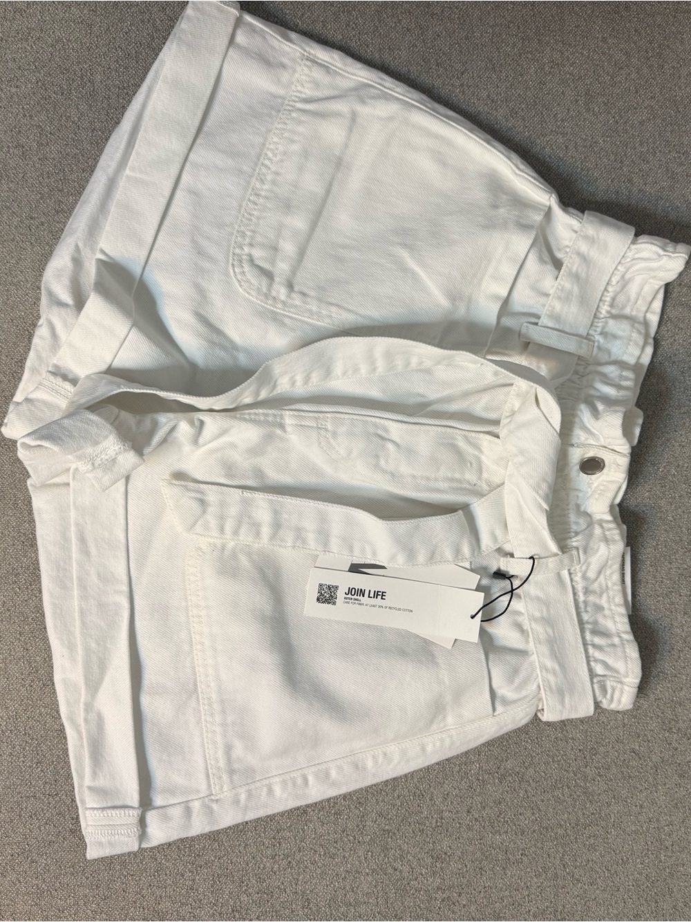 Zara Men's White Relaxed Denim Shorts